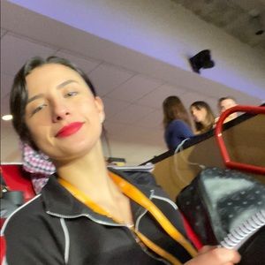 Meet your Posher, Kassandra